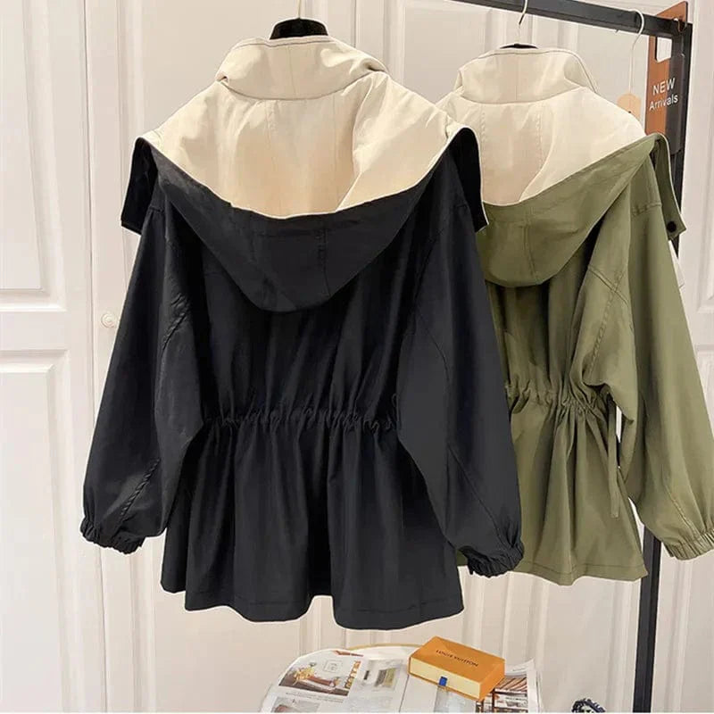 Alessia – Trench Elegante e Versatile